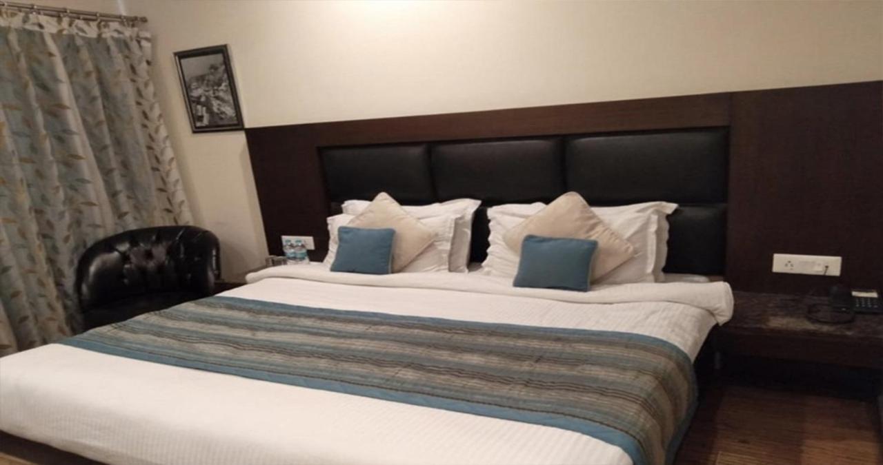 Hotel Sanobar The Midtown Mussoorie Exterior foto